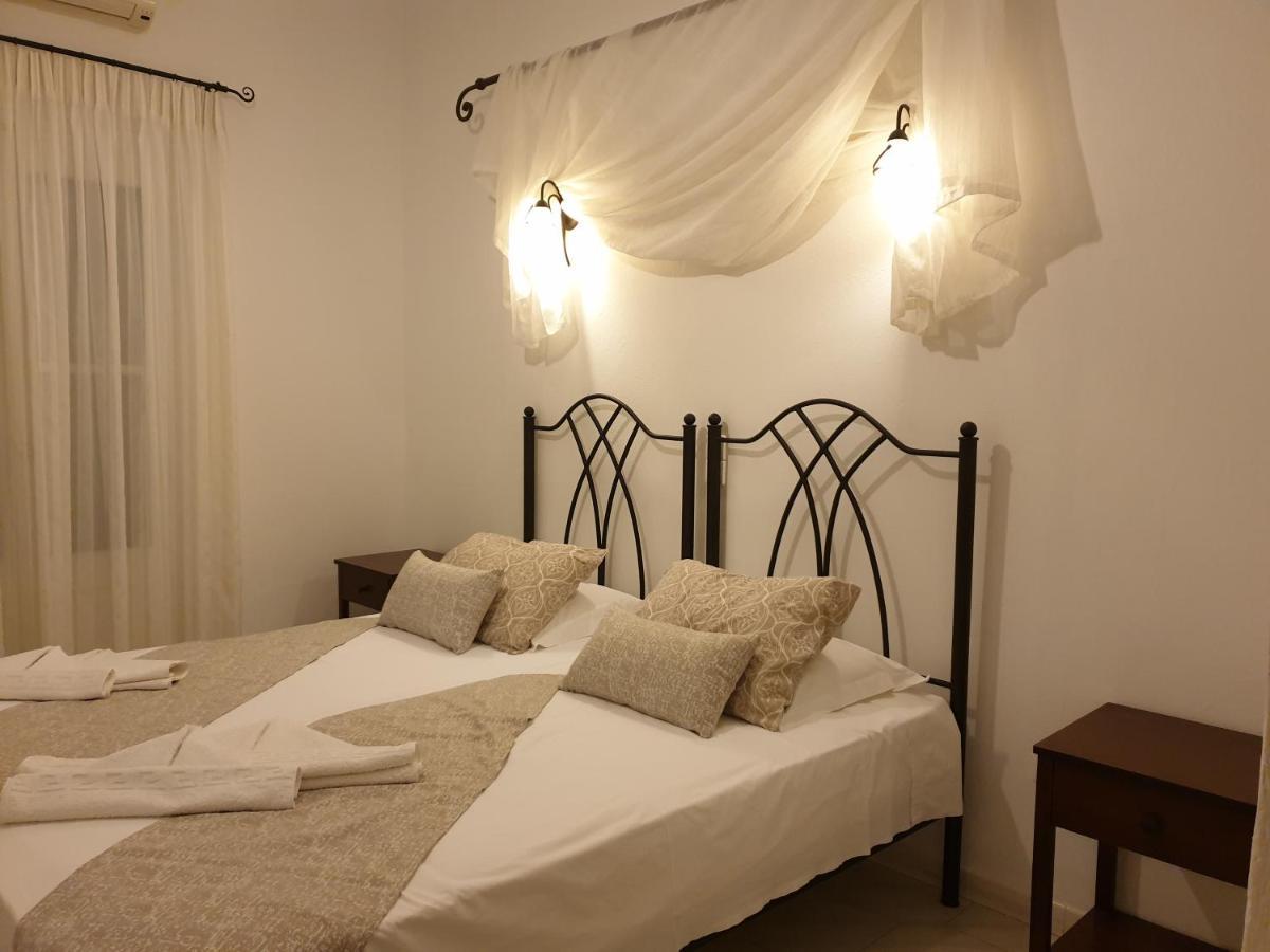 Sifnos Hotel Benaki Platis Gialos  المظهر الخارجي الصورة