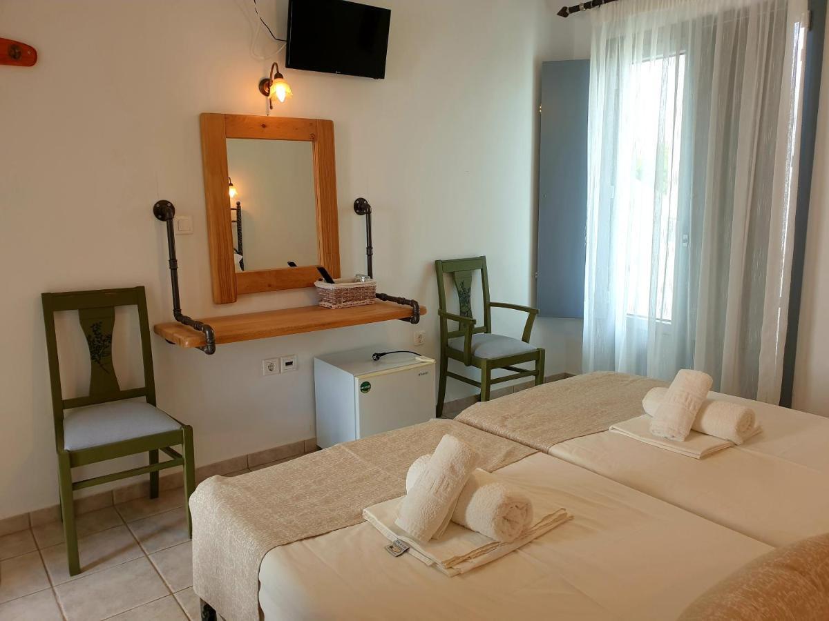 Sifnos Hotel Benaki Platis Gialos  المظهر الخارجي الصورة