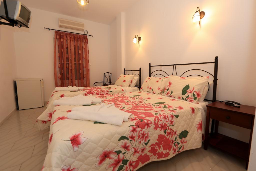 Sifnos Hotel Benaki Platis Gialos  المظهر الخارجي الصورة