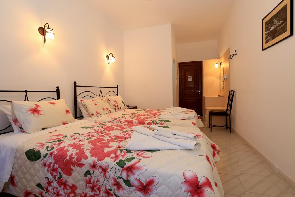 Sifnos Hotel Benaki Platis Gialos  المظهر الخارجي الصورة