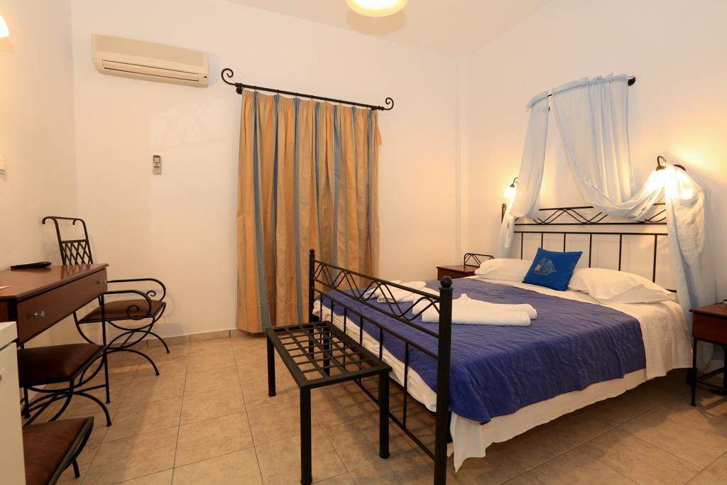 Sifnos Hotel Benaki Platis Gialos  المظهر الخارجي الصورة