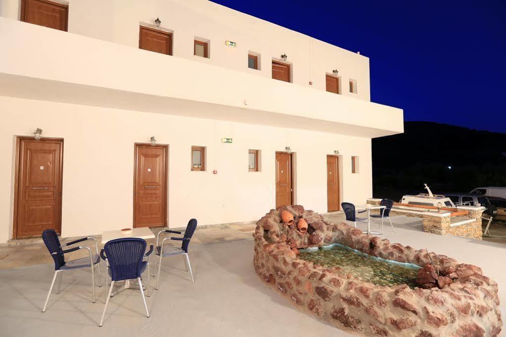 Sifnos Hotel Benaki Platis Gialos  المظهر الخارجي الصورة