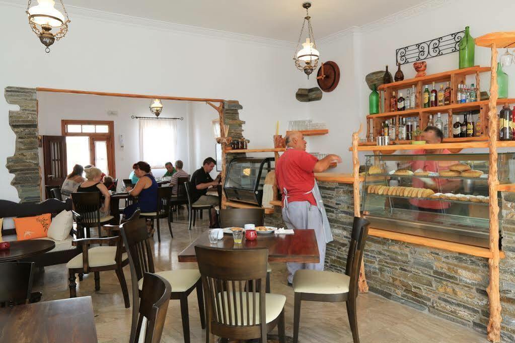 Sifnos Hotel Benaki Platis Gialos  المظهر الخارجي الصورة